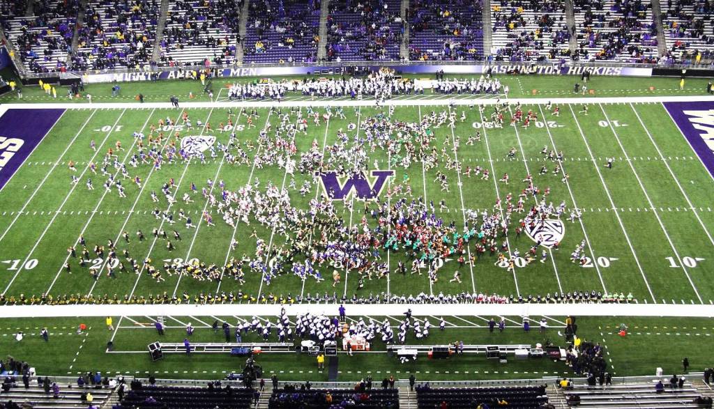 High School Cheerleaders Day, UW Husky Stadium, 11-9-'13