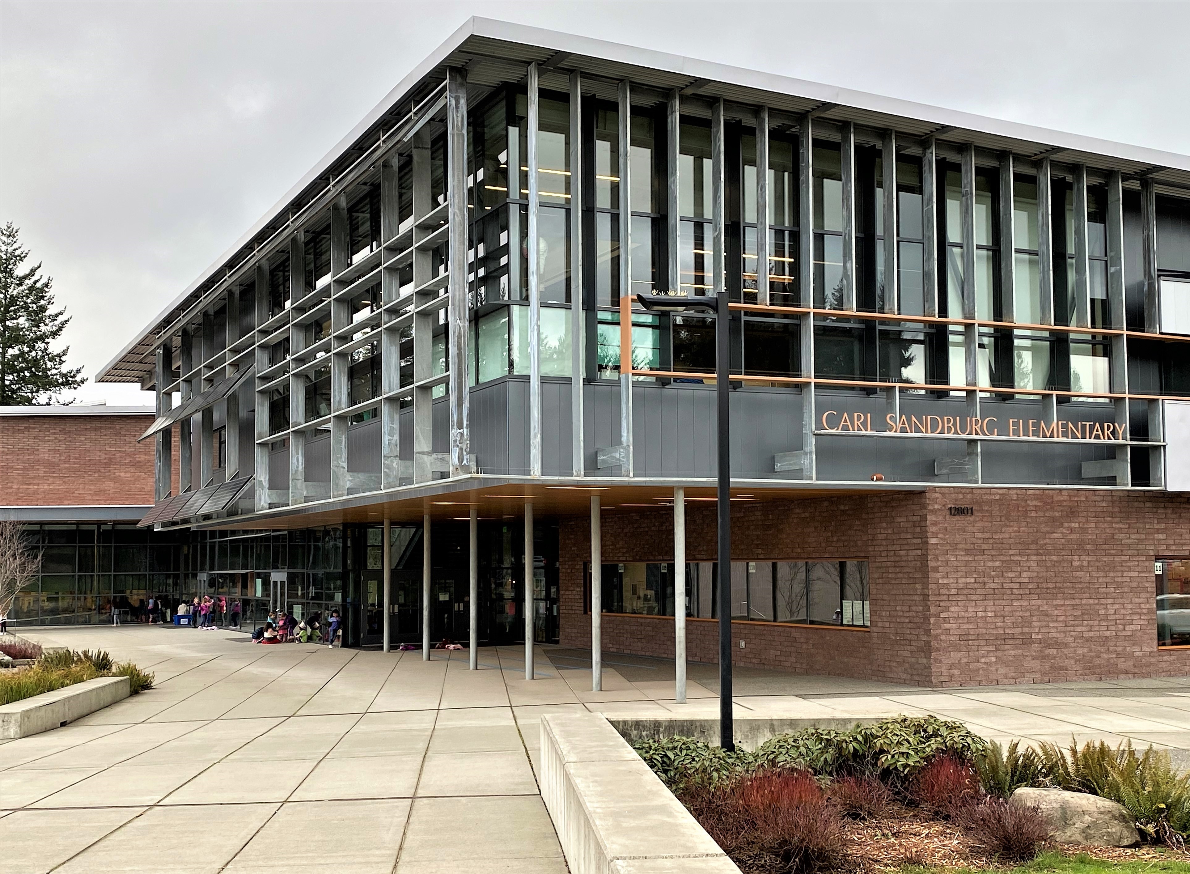 Carl Sandburg Elem School, Kirkland, 12-13-'19
